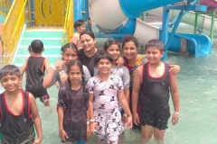trip-to-waterpark-01